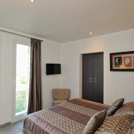 Licetto Hotel 2*